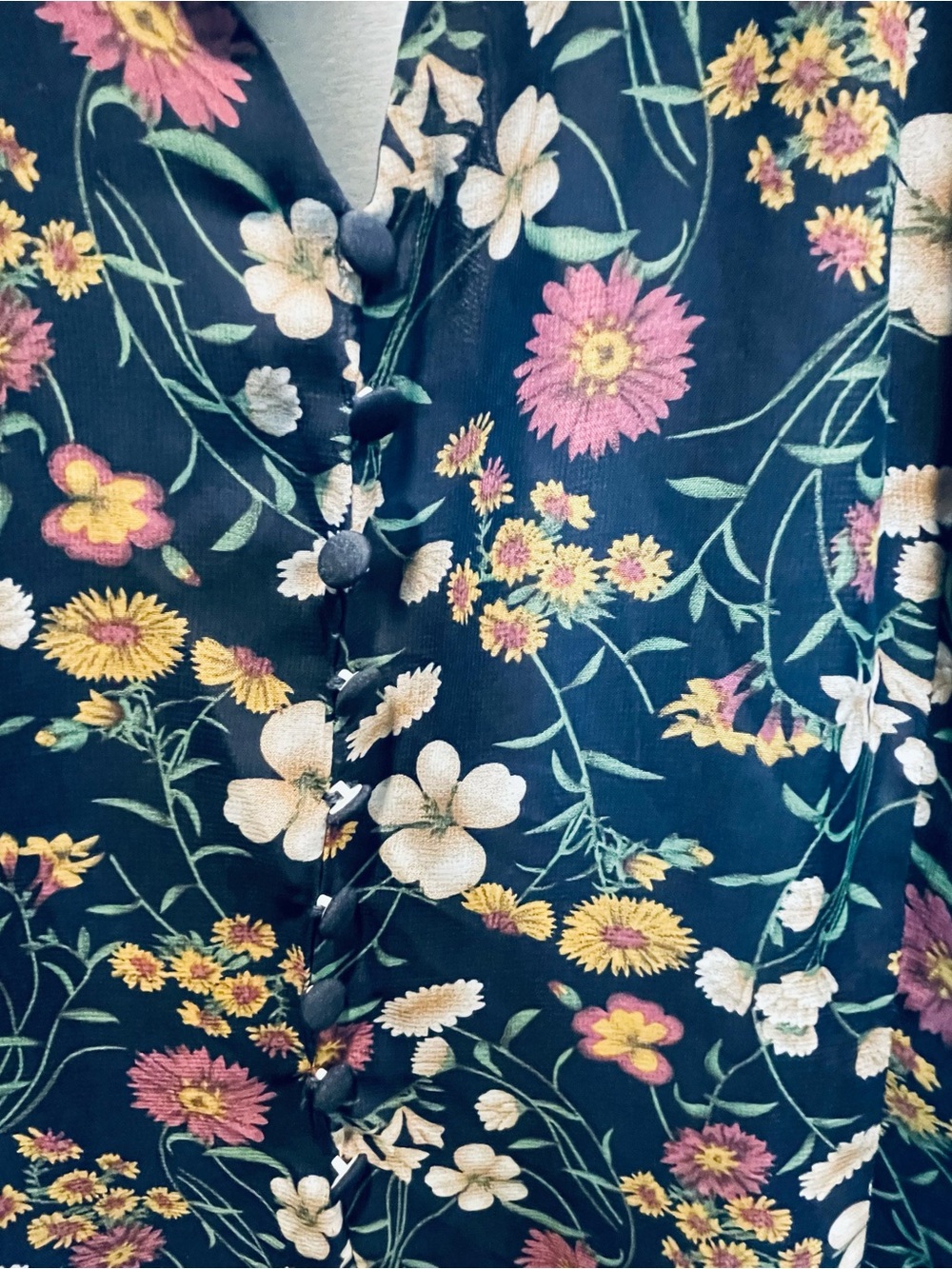 Modcloth Black Floral Keyhole Blouse with Pink and Yellow Blooms. Sleeveless - Picture 5 of 13